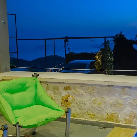 Tarz Isolated Heated Pool Honeymoon Вилла