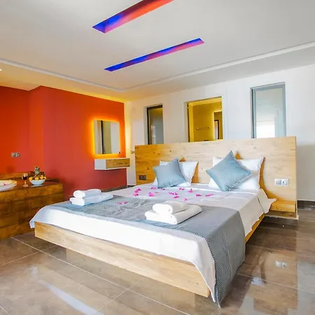 Willa Tarz Isolated Heated Pool Honeymoon Kaş