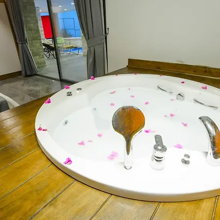 Willa Tarz Isolated Heated Pool Honeymoon Kaş